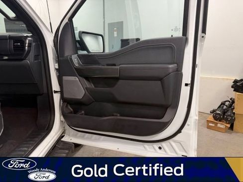 Certified 2023 Ford F150 Lariat w/ Equipment Group 502A High AWD/4WD image 28