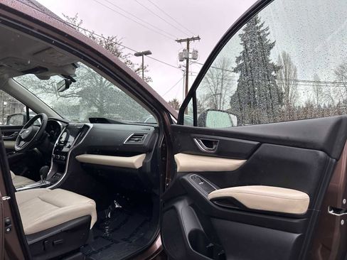 Used 2019 Subaru Ascent Limited image 11
