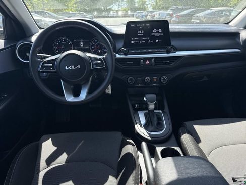 Used 2024 Kia Forte LXS FWD image 12