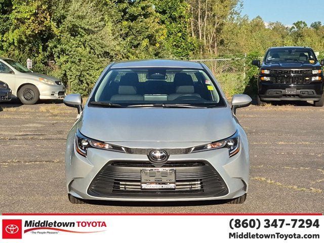 Certified 2025 Toyota Corolla LE FWD image 8
