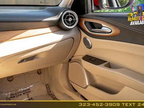 Used 2018 Alfa Romeo Giulia Ti w/ Quick Order Package 22Z Lusso RWD image 23