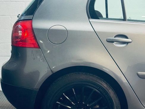 Used 2009 Volkswagen Rabbit S image 8