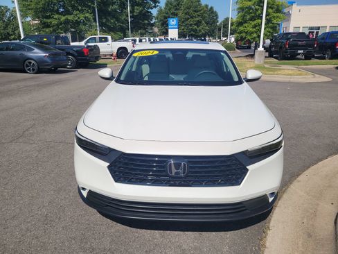 Certified 2024 Honda Accord EX image 8