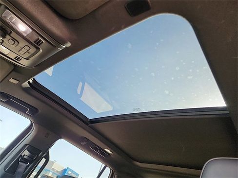 Used 2023 Chevrolet Tahoe RST w/ Luxury Package image 20