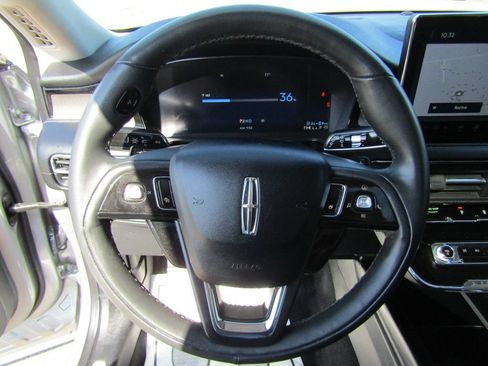 Used 2024 Lincoln Corsair Grand Touring AWD/4WD image 21