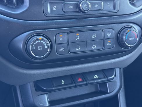 Used 2020 Chevrolet Colorado W/T w/ WT Convenience Package image 28