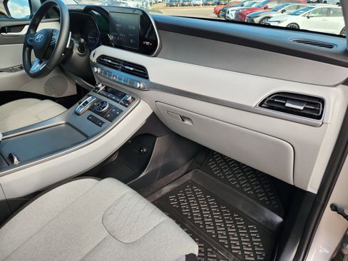 Used 2022 Hyundai Palisade SEL image 16