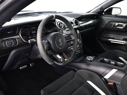 Used 2021 Ford Mustang Shelby GT500 w/ Technology Package image 21