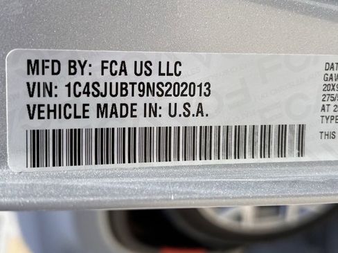 Used 2022 Jeep Wagoneer Series II RWD image 33