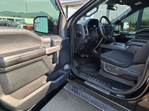 Used 2016 Ford F150 XLT w/ Equipment Group 302A Luxury AWD/4WD image 14