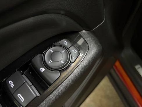 Used 2023 Chevrolet Equinox Premier AWD/4WD image 74