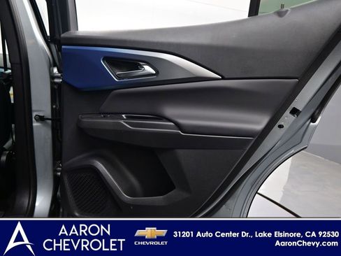 New 2026 Chevrolet Equinox EV LT image 31