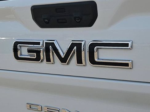 Used 2024 GMC Sierra 3500 Denali w/ Denali Reserve Package AWD/4WD image 29