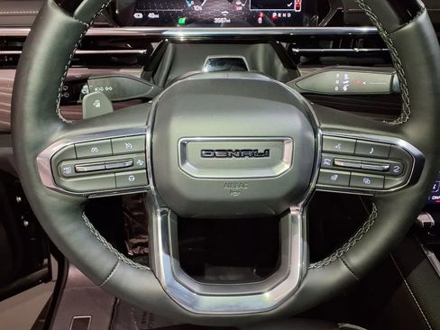 Used 2025 GMC Sierra EV Denali AWD/4WD image 24