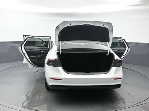 Certified 2024 Honda Accord EX image 47