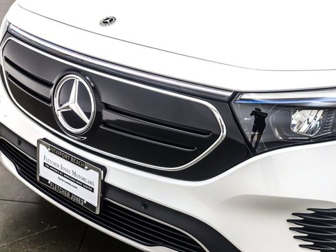 Used 2023 Mercedes-Benz EQB 250+ image 14