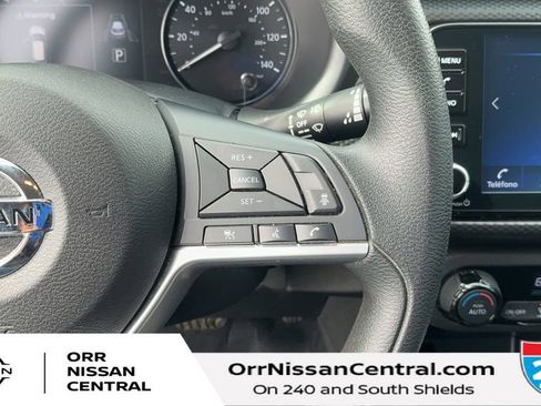 Used 2021 Nissan Kicks SV image 19