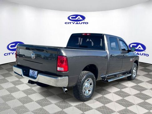Used 2017 RAM 2500 SLT RWD image 3