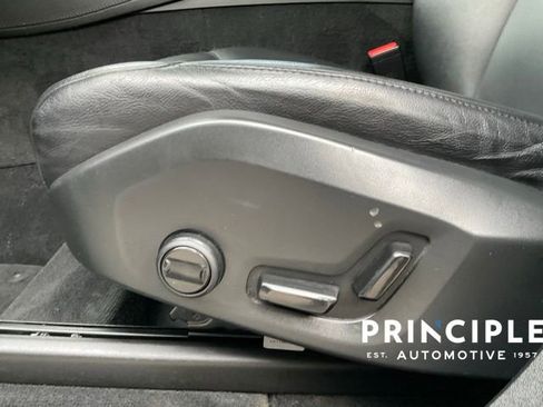 Certified 2022 Volvo XC90 T5 Momentum image 16