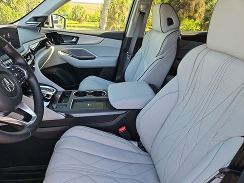 New 2026 Acura MDX SH-AWD w/ Advance Package image 16