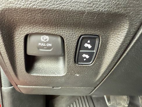 Used 2019 RAM 1500 Big Horn image 21