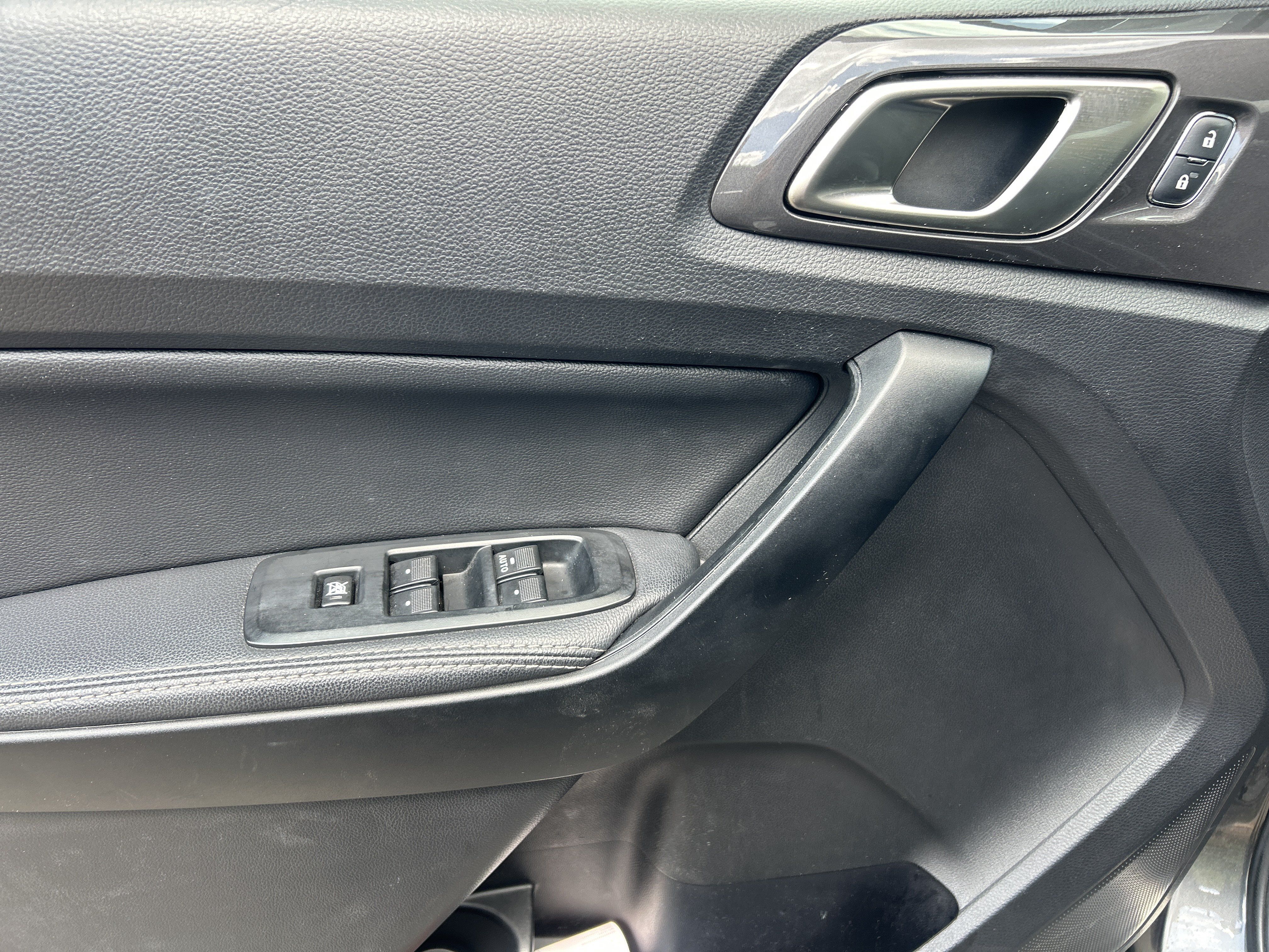 Used 2019 Ford Ranger Lariat w/ Equipment Group 501A Mid AWD/4WD image 20