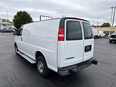 Used 2024 Chevrolet Express 2500 w/ Driver Convenience Package image 3