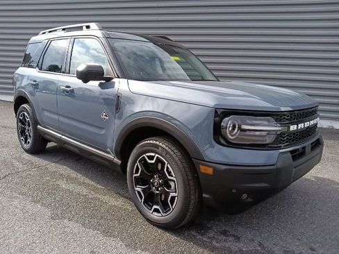 New 2025 Ford Bronco Sport Outer Banks w/ Outer Banks Tech Package+ image 1