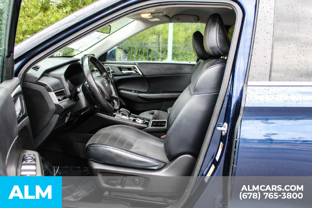Used 2024 Mitsubishi Outlander SE FWD image 16