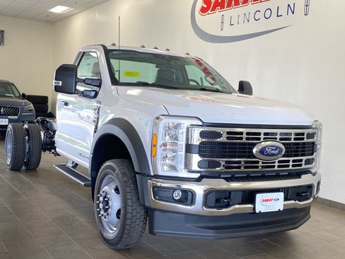 New 2026 Ford F550 4x4 Regular Cab Super Duty image 2