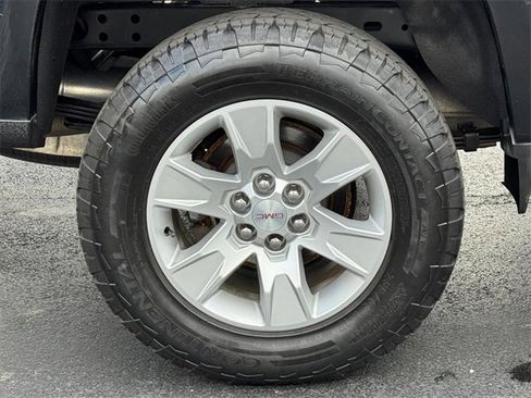 Used 2018 GMC Canyon SLE w/ SLE Convenience Package image 10