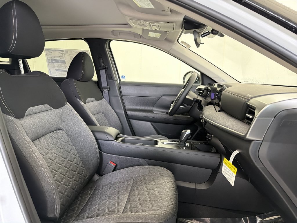 Certified 2026 Nissan Kicks SV w/ SV Premium Package AWD/4WD image 21