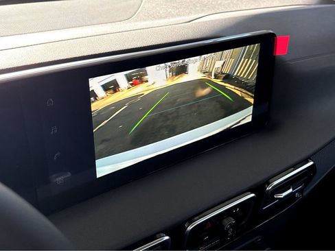 New 2026 Nissan Sentra SV w/ SV Convenience Package FWD image 8