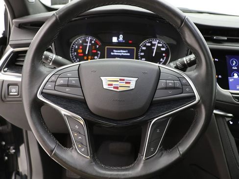 Used 2022 Cadillac XT5 Premium Luxury AWD/4WD image 17