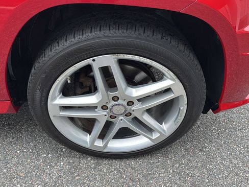 Used 2011 Mercedes-Benz GLK 350 4MATIC image 34