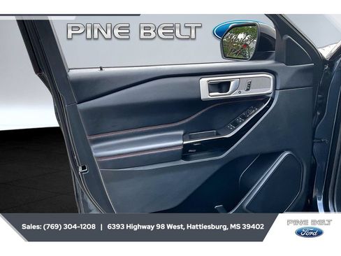Used 2022 Ford Explorer ST-Line w/ Class IV Trailer Tow Package RWD image 17