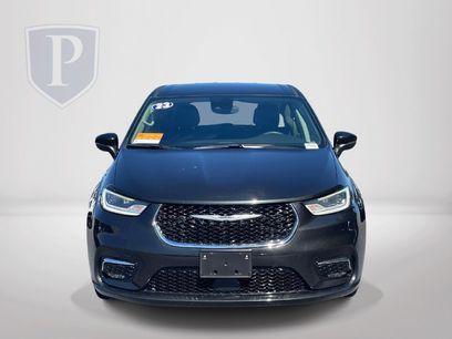 Certified 2023 Chrysler Pacifica Touring-L