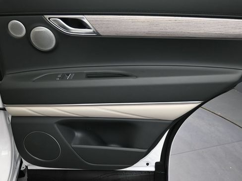 New 2026 Genesis GV80 2.5T Prestige AWD/4WD image 14