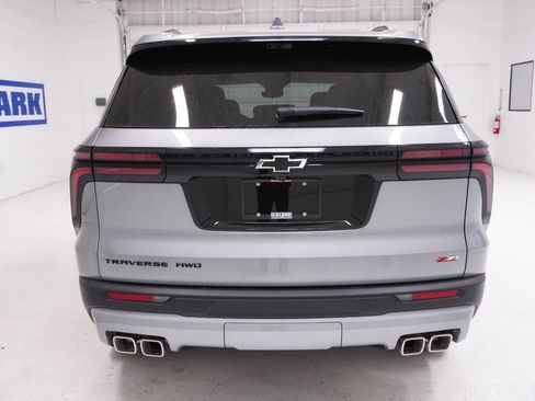 New 2026 Chevrolet Traverse Z71 w/ Enhanced Driving Package image 6