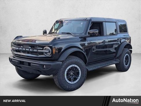 New 2026 Ford Bronco Outer Banks image 1