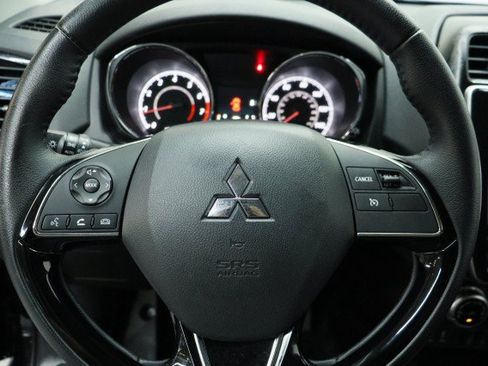 Used 2020 Mitsubishi Outlander Sport SE FWD image 10
