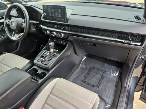 Certified 2025 Honda CR-V Sport Touring image 34
