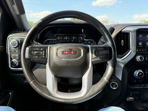 Used 2020 GMC Sierra 1500 Elevation w/ Elevation Value Package AWD/4WD image 18