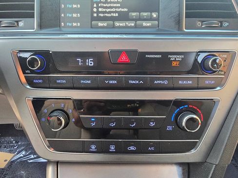 Used 2016 Hyundai Sonata SE FWD image 30