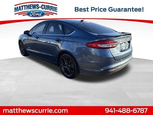 Certified 2018 Ford Fusion SE w/ Equipment Group 601A image 6