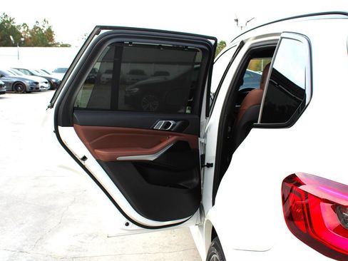 Used 2019 BMW X5 xDrive40i w/ M Sport Package image 42