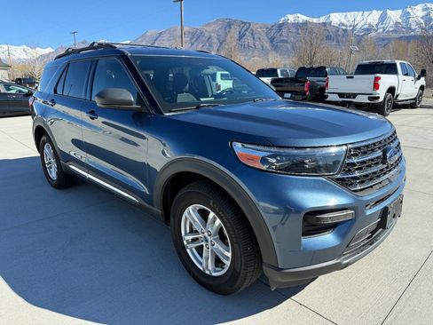 Used 2020 Ford Explorer XLT w/ Comfort Package image 9