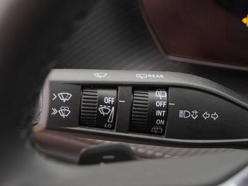 Used 2026 Chevrolet Equinox LT image 29