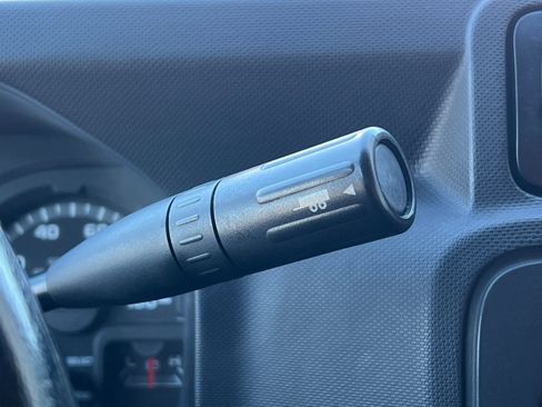 Used 2018 Ford E-450 and Econoline 450 Super Duty w/ Exterior Upgrade Package image 17