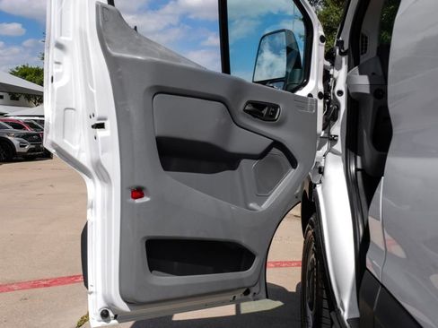 Used 2018 Ford Transit 250 148 Low Roof image 39
